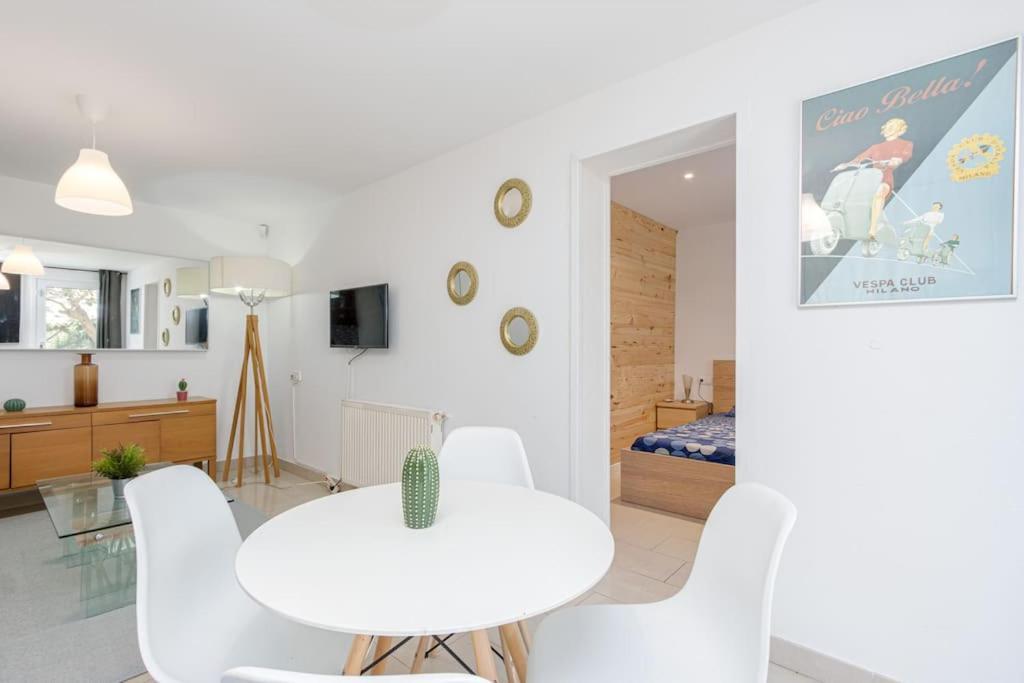 Casita Con Jardin, Bbq, Wifi, Centro Y Playa Vila Empuriabrava Exterior foto